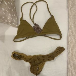 Acacai bikini set - size small